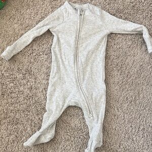 Old Navy Light Gray Kids Footie One Piece